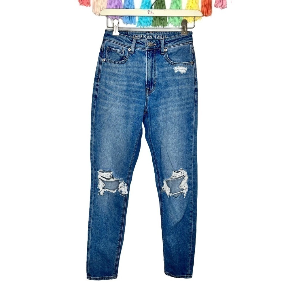 American Eagle Outfitters AEO Distressed High Waisted Mom Blue Jeans Size 00